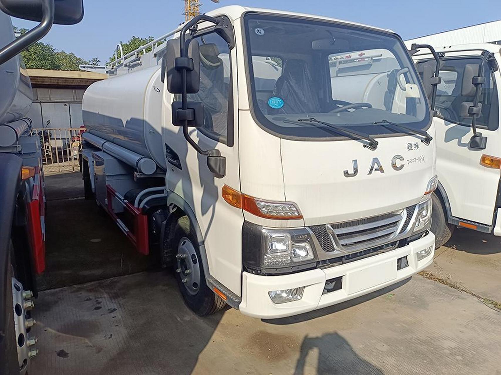 沈阳洗井液车运输车 解放普通液体运输车哪里 前四后六普通液体运输车