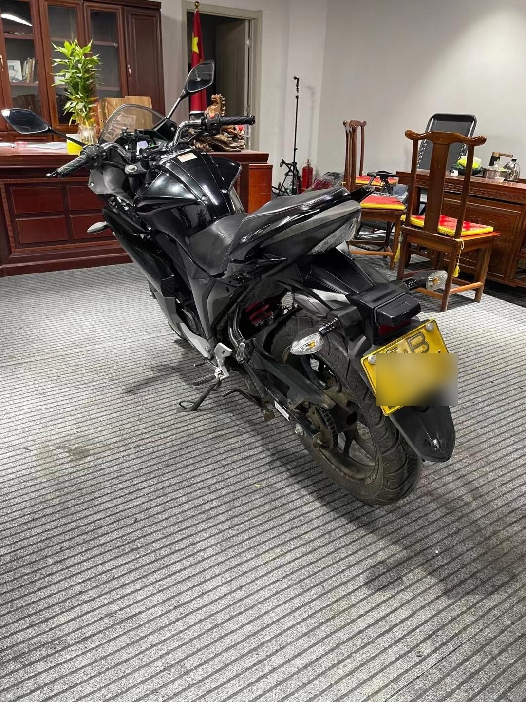 【车辆型号】:铃木极客飒155 【车辆价格】:4900 【车辆号牌】:   京b
