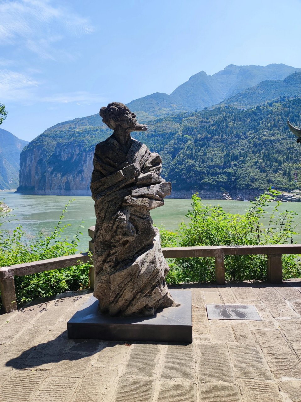 奉节三峡之巅白帝城一日游 上周末,突发奇想想出去玩一圈,也是小红书