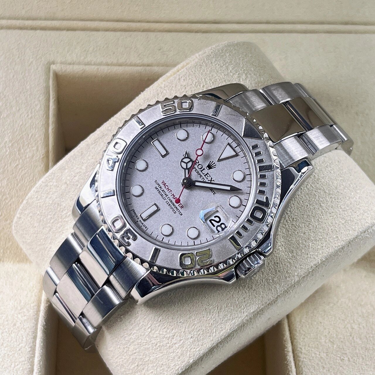 劳力士游艇名仕型-奢华与精准的完美融合 劳力士游艇名仕型-奢华与