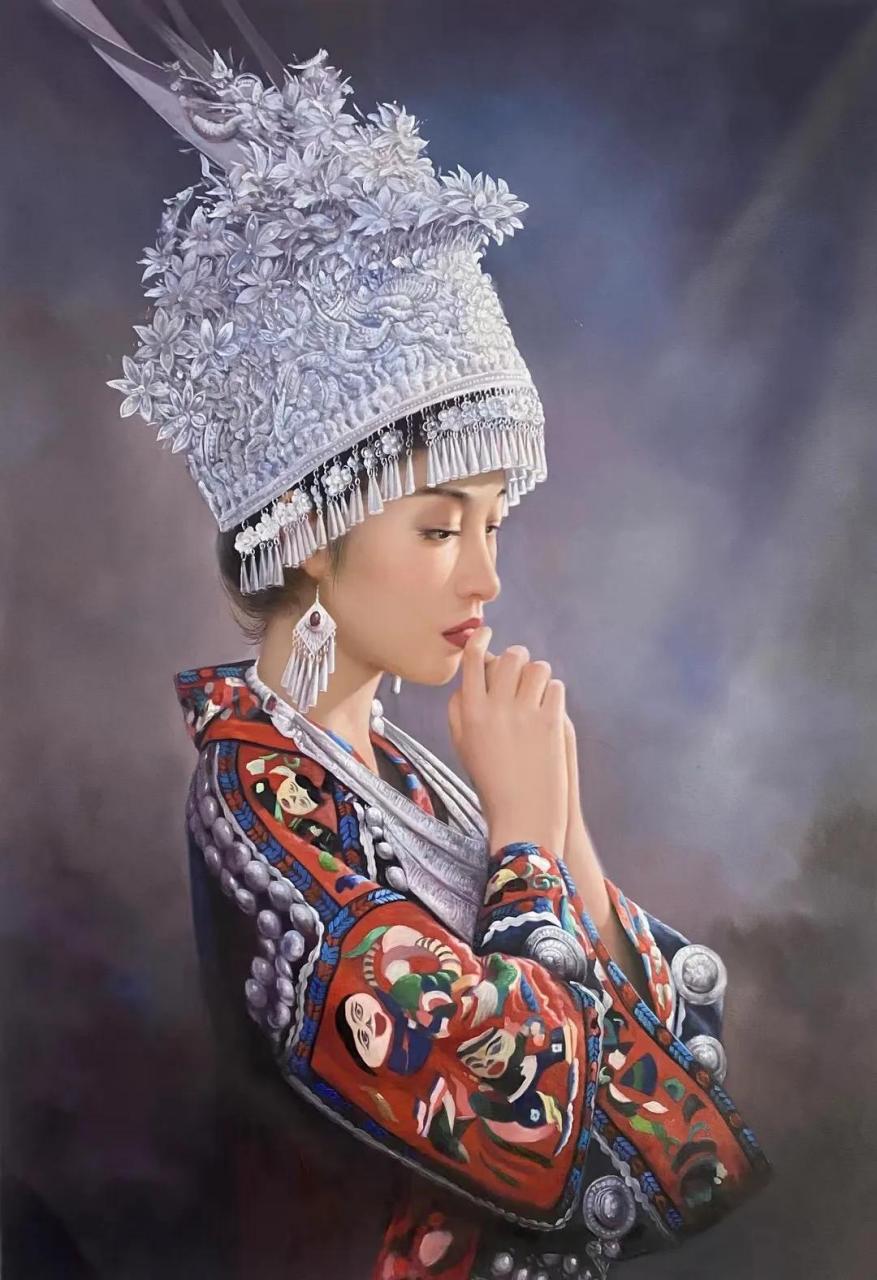 曾新伟,著名油画艺术家,毕业于厦门大学,中央美术学院,他以写实人物