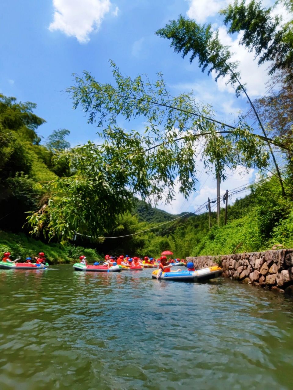 十八道湾漂流图片