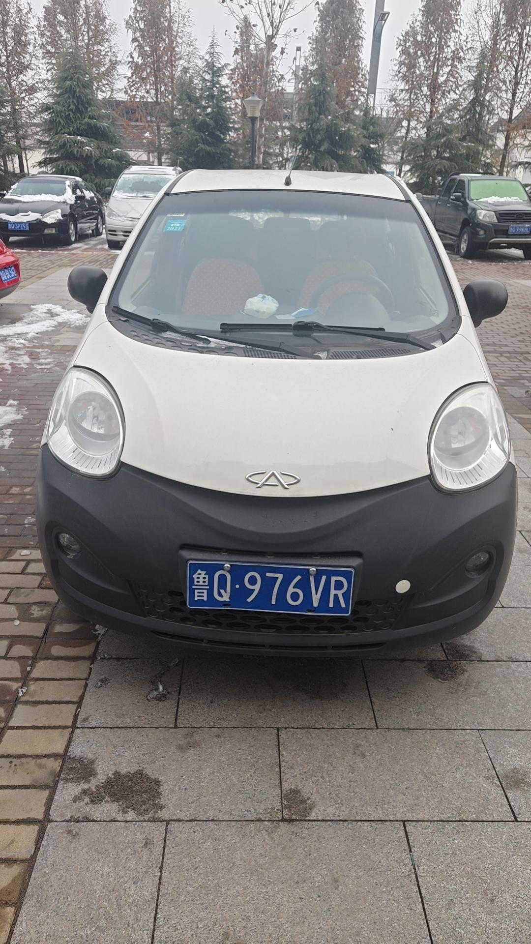 15年2月新款奇瑞qq 1.0排量 超级省油 全车原版 实表7.