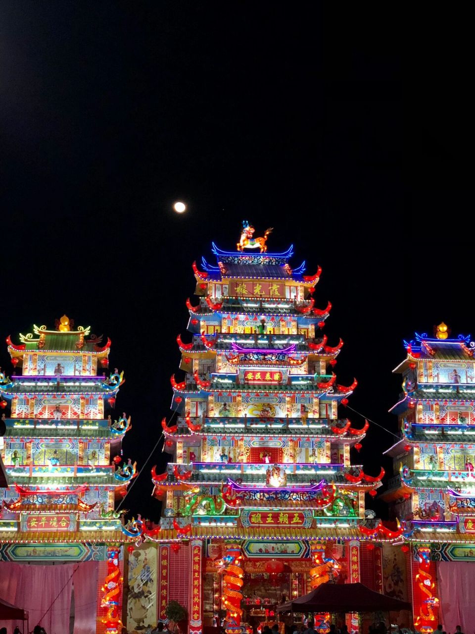 闽南彩楼节习俗 彩楼是漳州市非物质文化遗产 读初中的时候就经常听