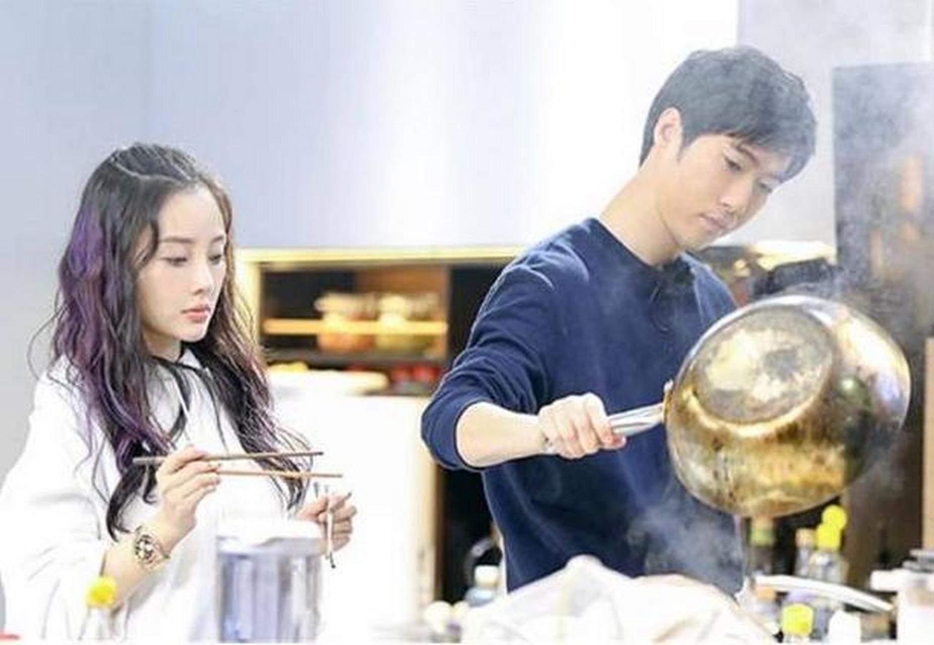 常远和李小璐竟然是青梅竹马?