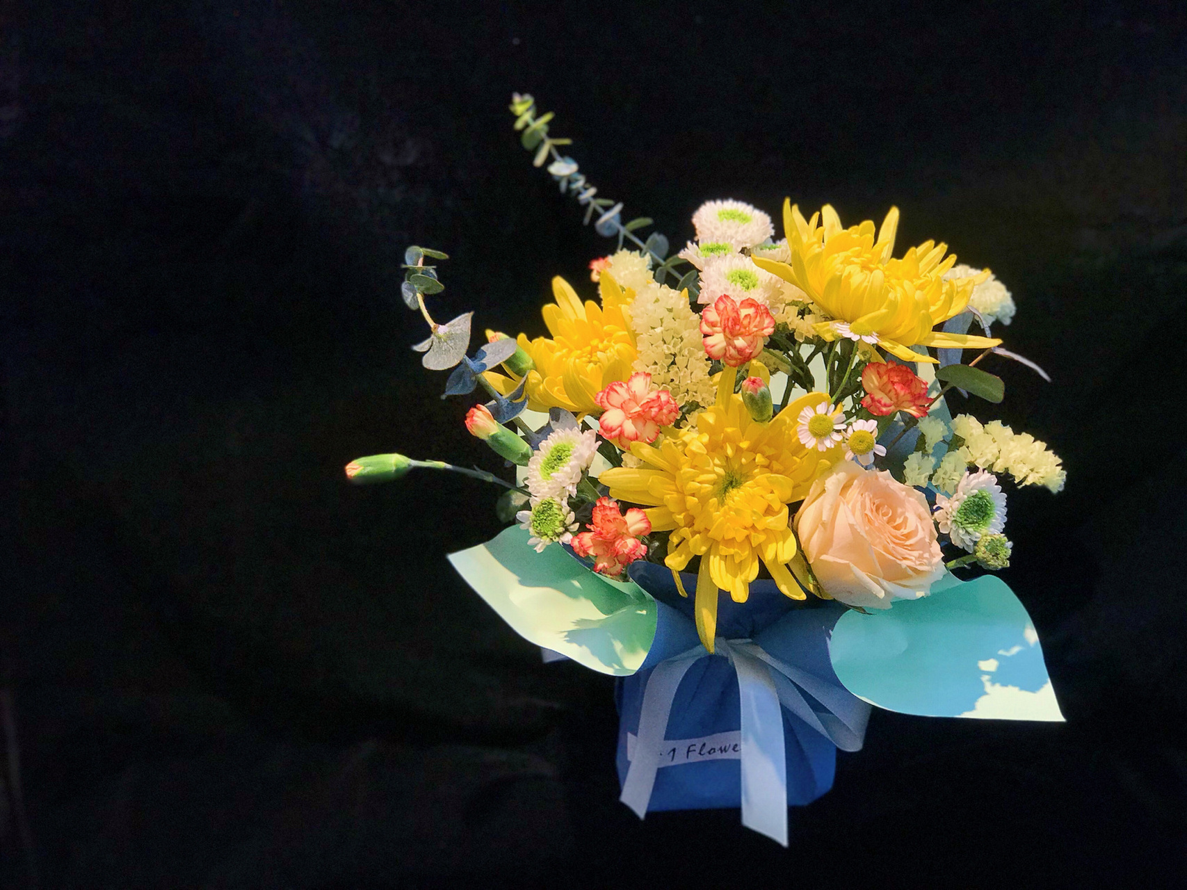 清明节扫墓祭祖祭祀奠祭黄菊花束文案 #清明节花束 文案 一束鲜花寄