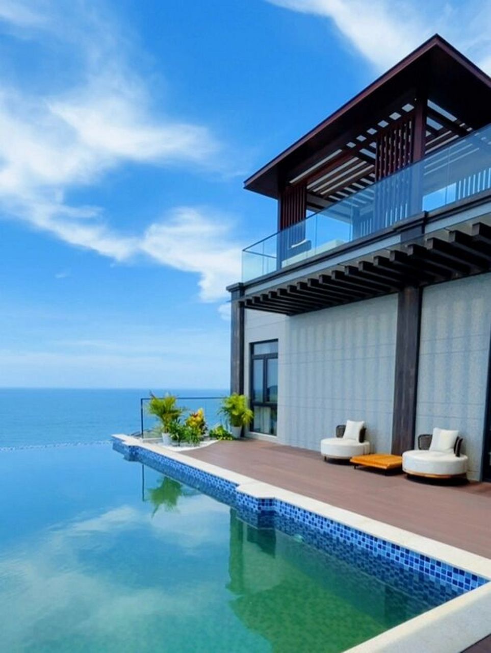 奉劝大家,养老真的别买海景房!