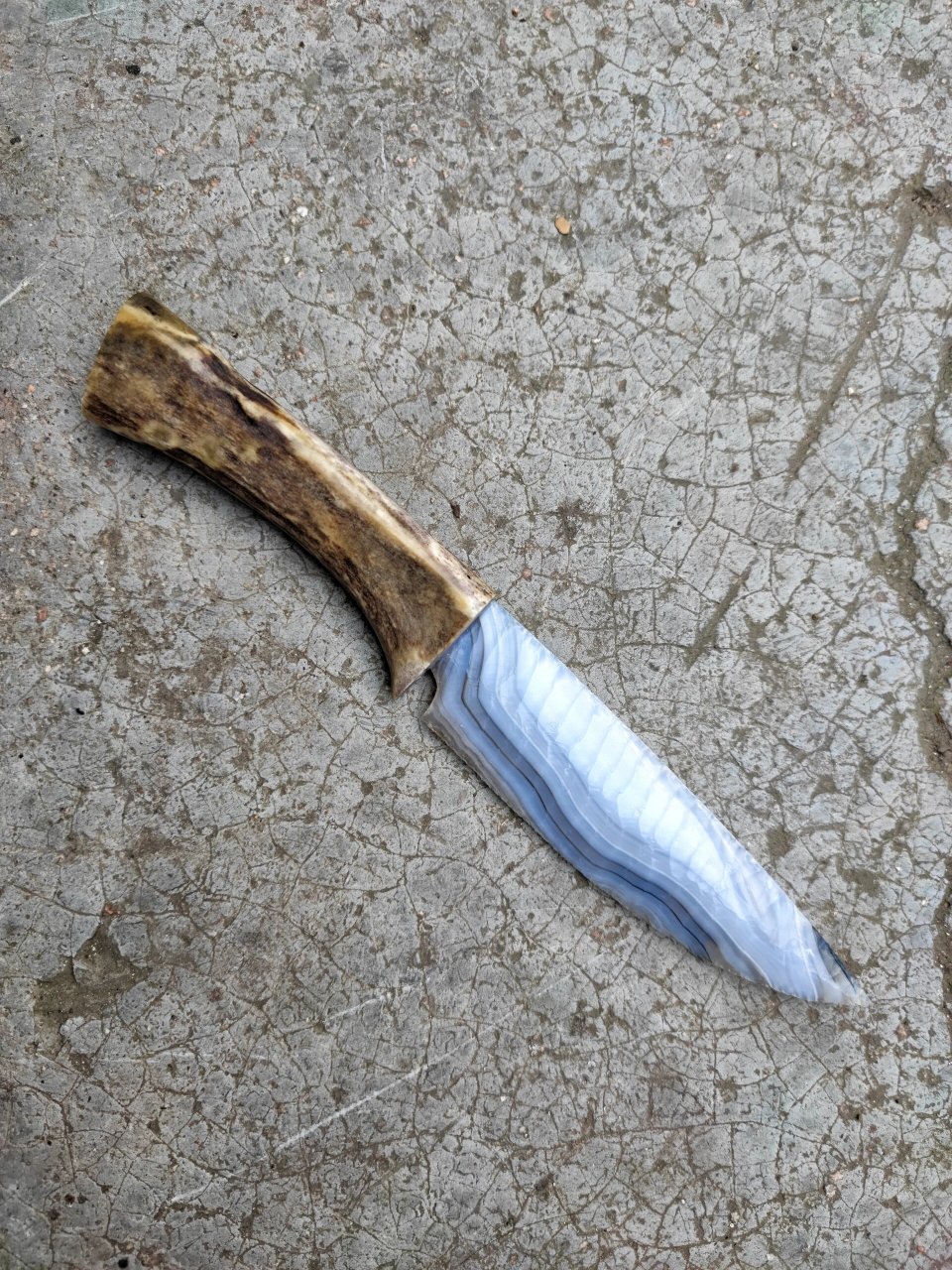 玛瑙制作的石刀你们见过吗