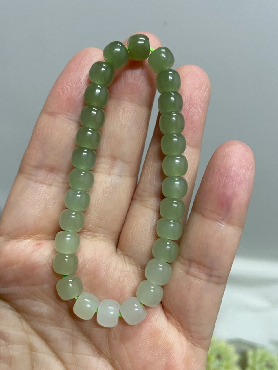 和田玉手串-渐变晴水|明码标价228 你确定不收一条回去感受下品质吗?