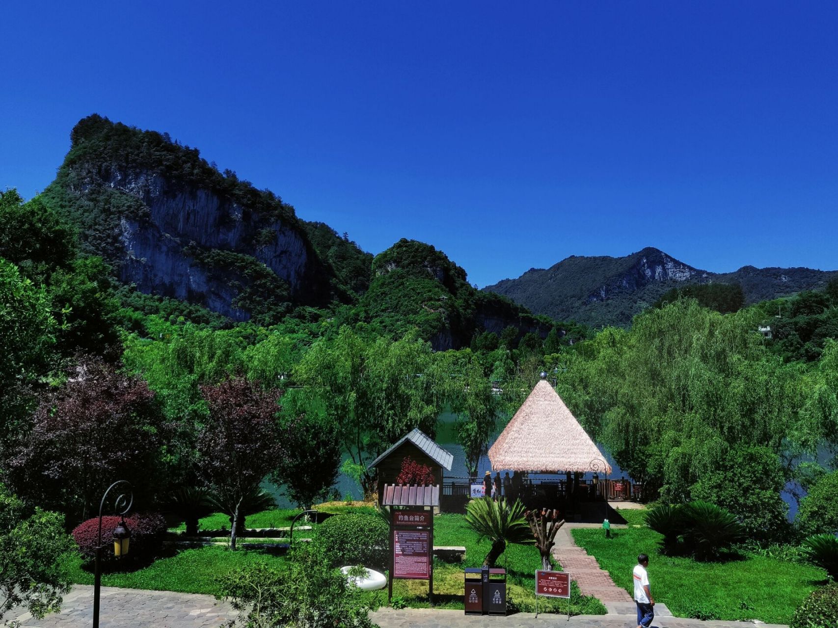 天呐00,居然在桐梓还有这么一个宝藏溜 地点:桐梓小西湖 门票:免费