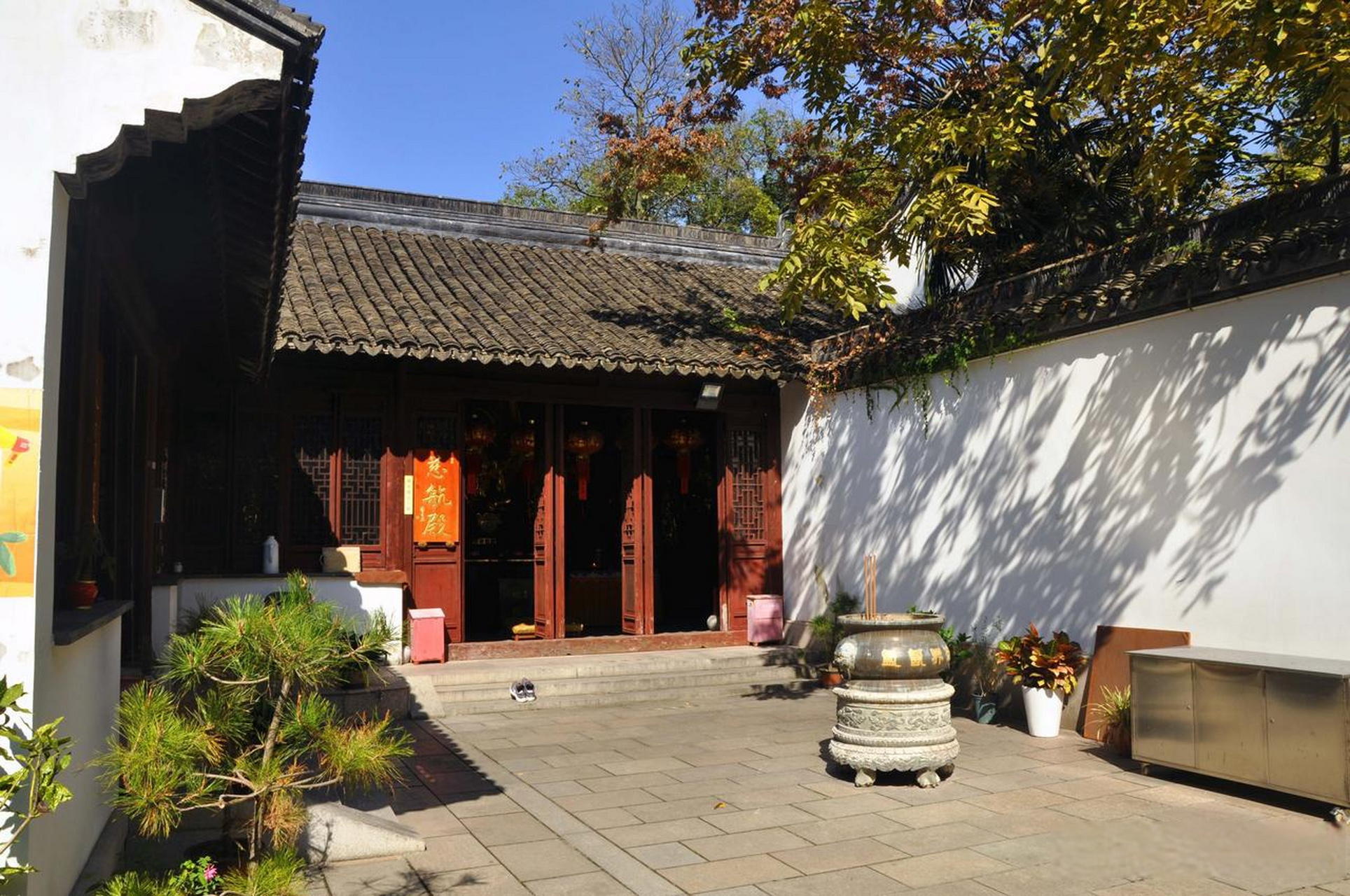 微头条首发挑战赛颐园是位于松江区内的上海市文物保护单位,有资料