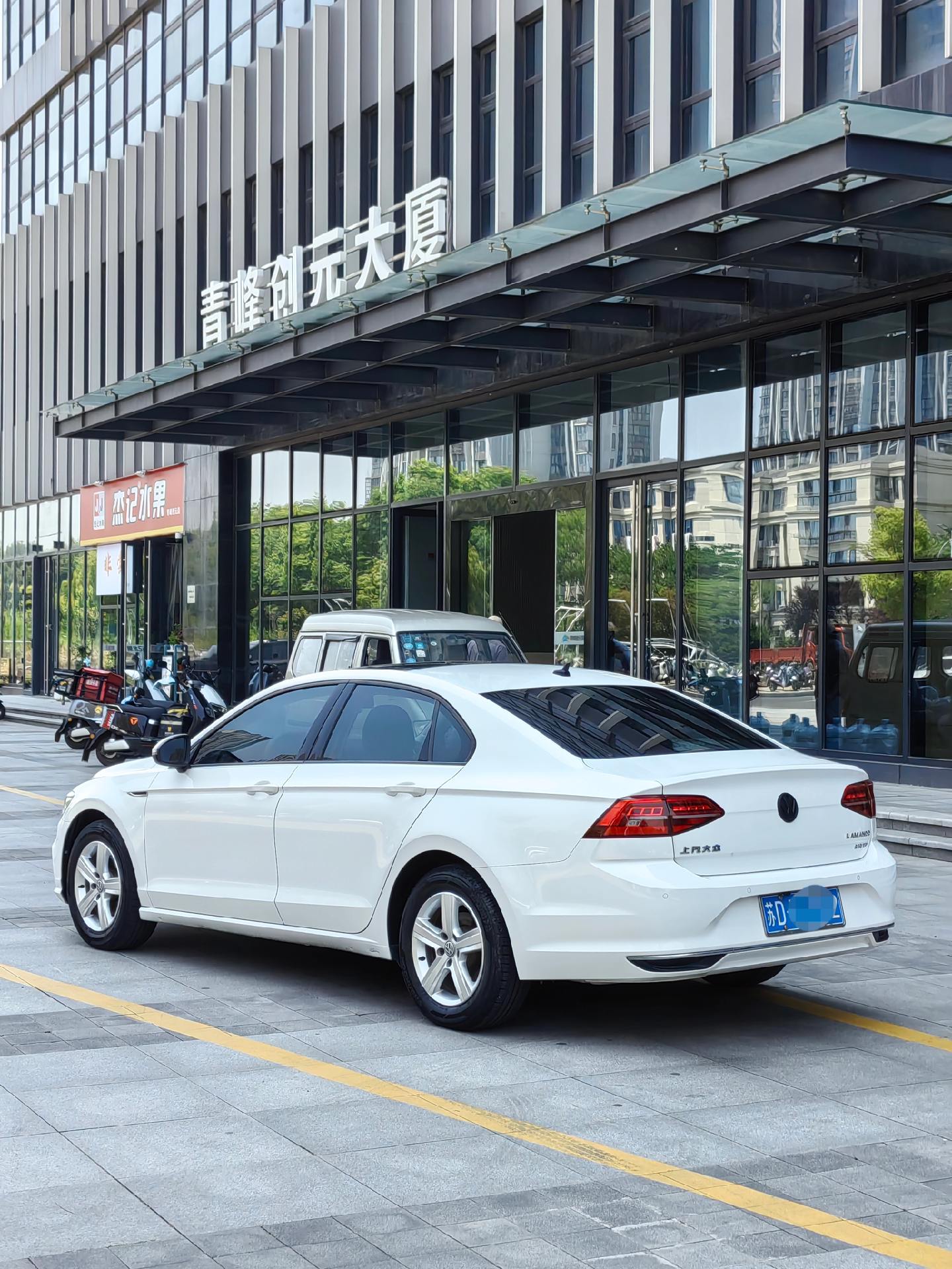 20年大众凌度14t高配全款8万多首付15000二手汽车 大众凌渡l