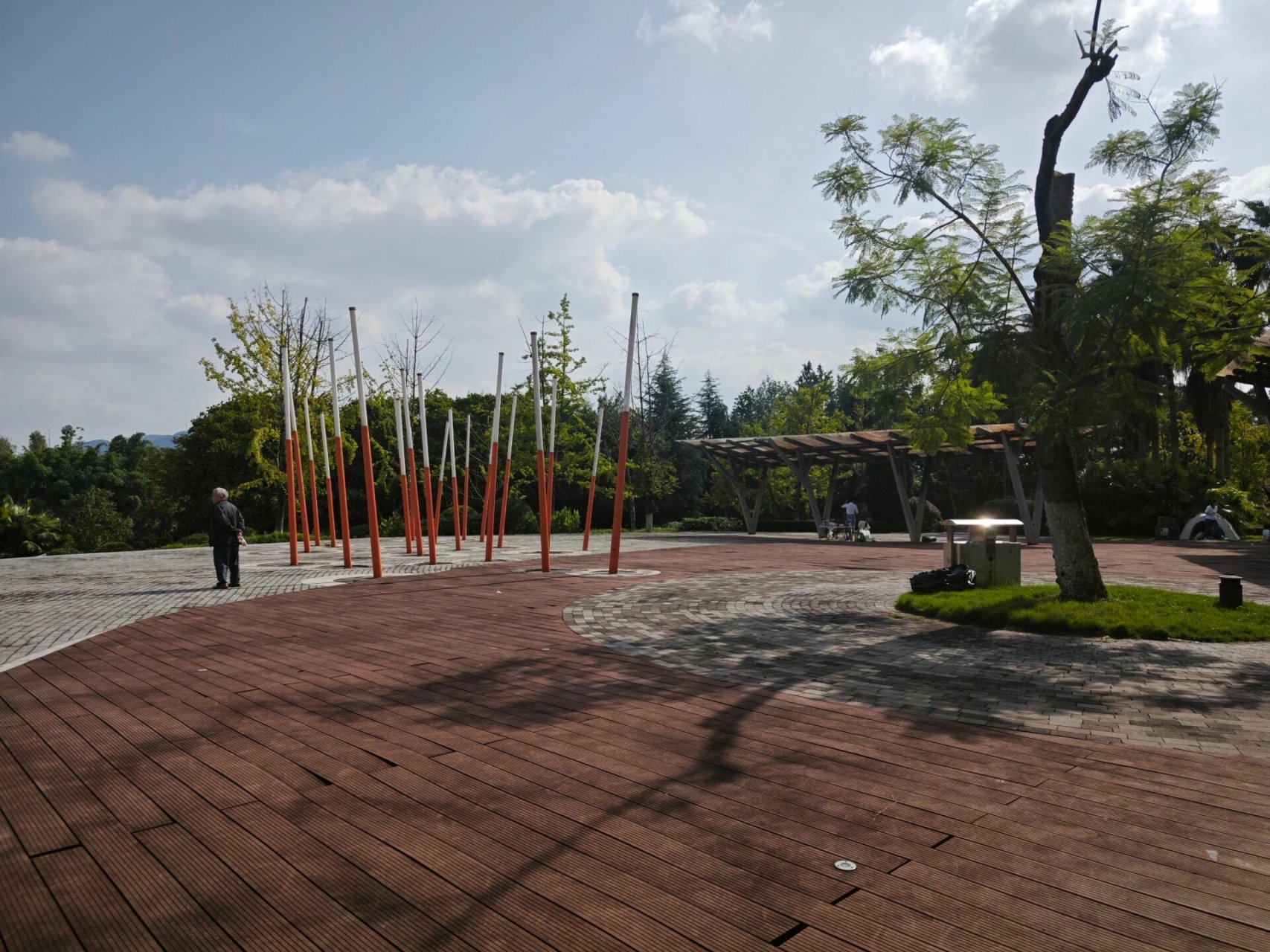 可露营可骑车可划船的冷门宝藏公园 不得不说龙兴御临河两岸真的是太