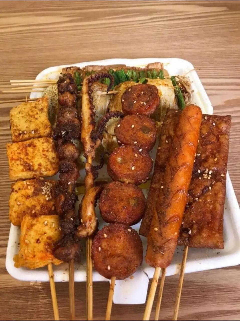 吃夜宵啦深夜放毒