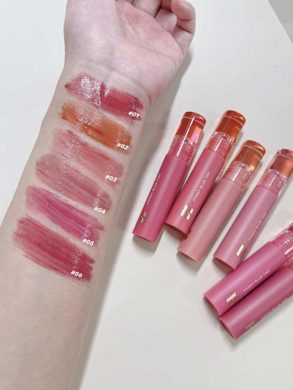 预告 9799右滑看holika新出的水雾唇釉live 010101这个6个