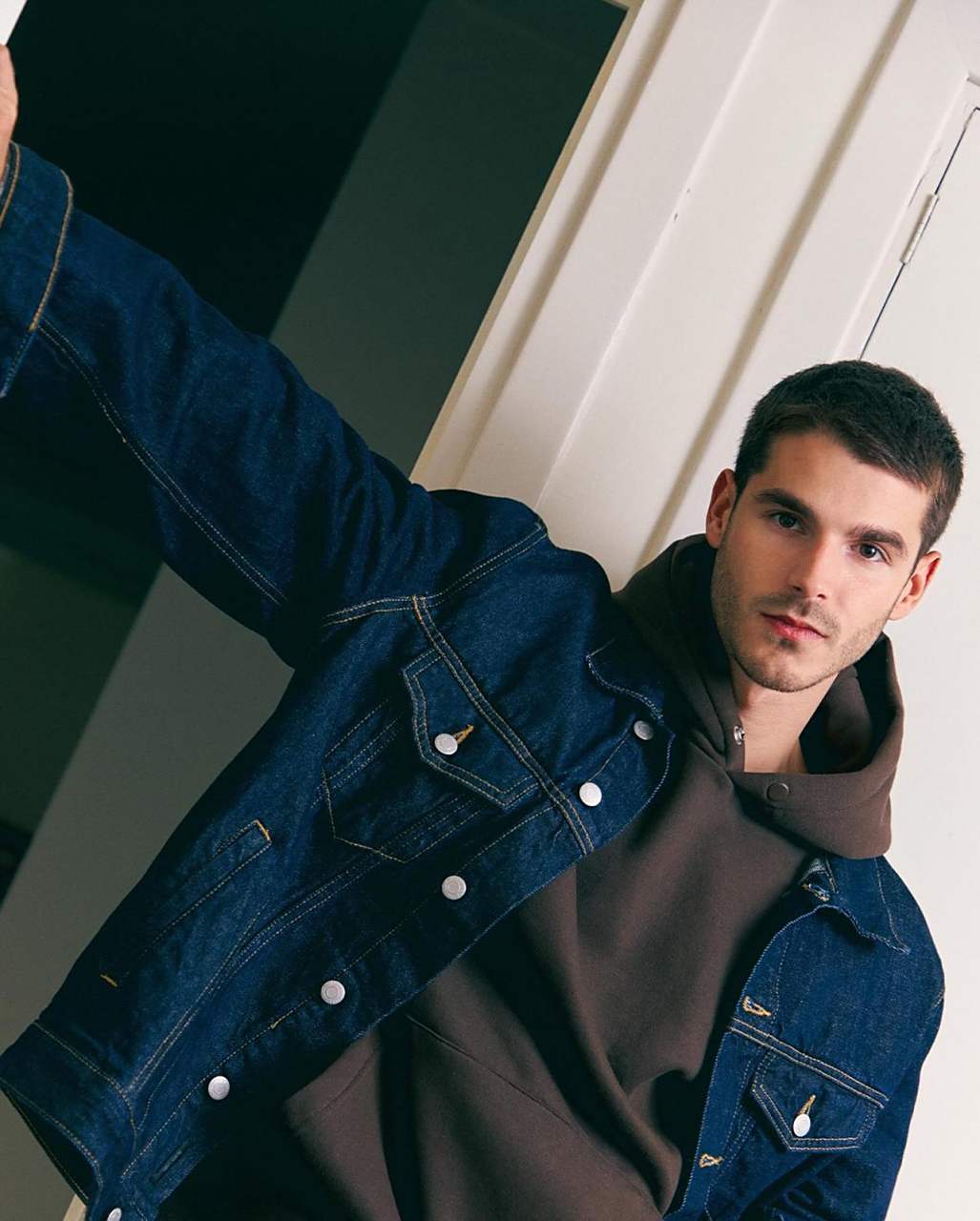 最近,曾是网红的26岁西班牙男星"梅梅" a07lvaro mel(阿尔瓦罗