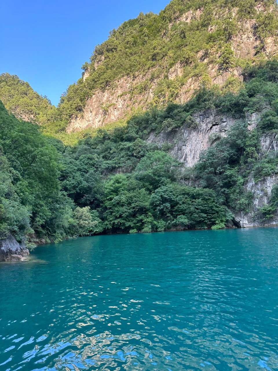 绝美太行山  高山峡谷-峰林峡攻略    非常美,个人觉得比云台山好玩儿