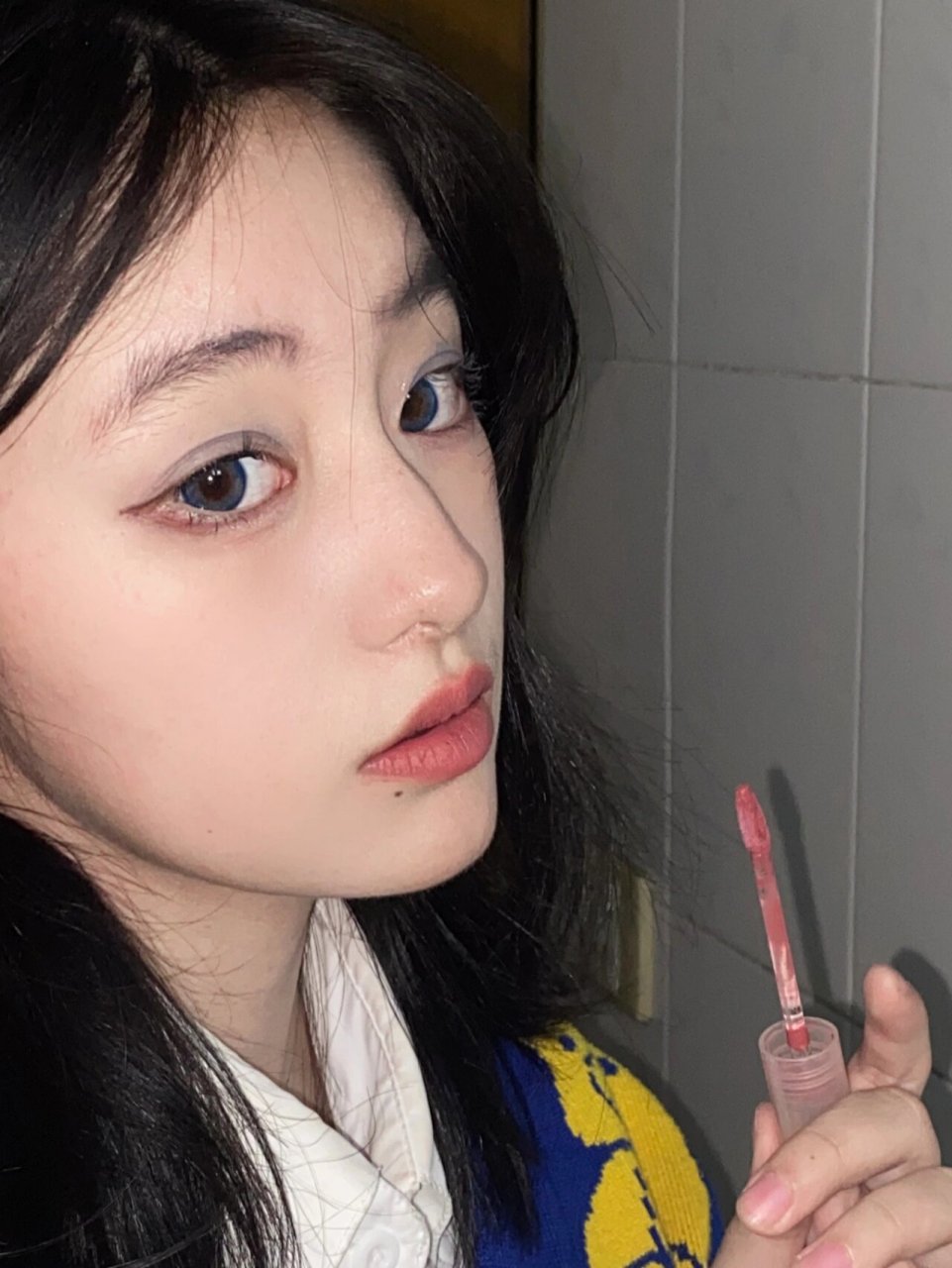 为什么每次化完妆要等一两个小时妆才会好看 难道要等妆和人脸深度