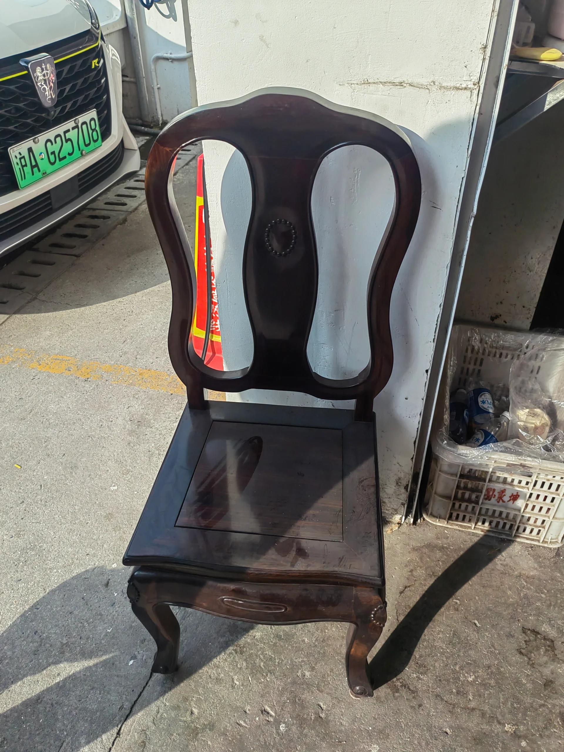 上海红木家具回收,红木家具出售找本店      上海红木家具回收实体店