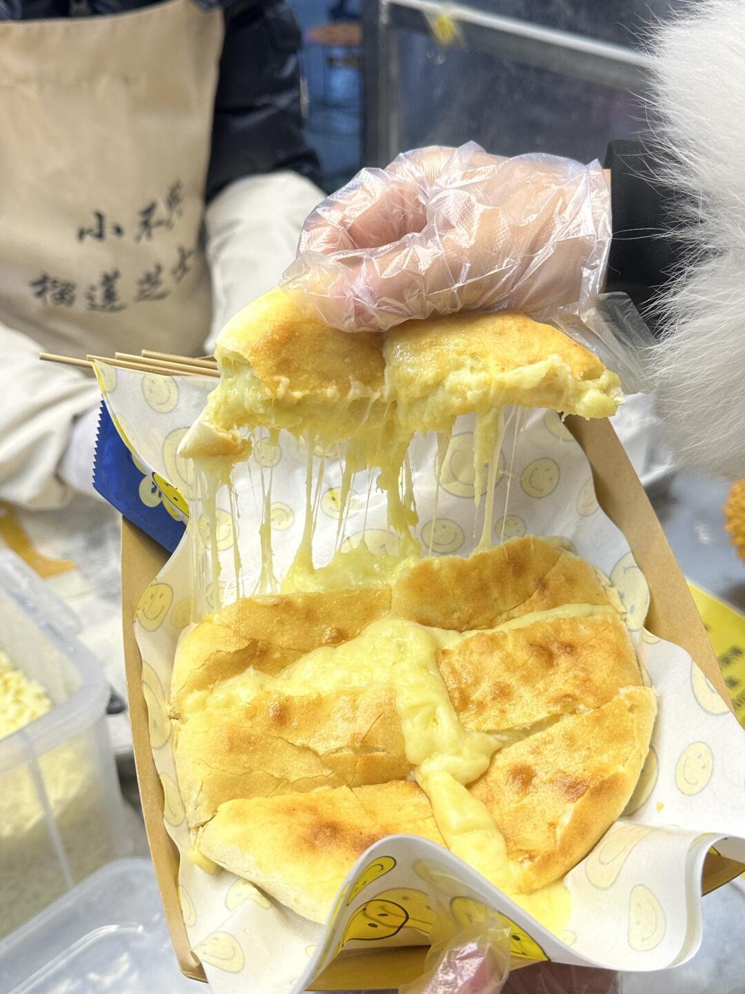 碳水脑袋快冲!一口沦陷的爆浆芝士榴莲饼