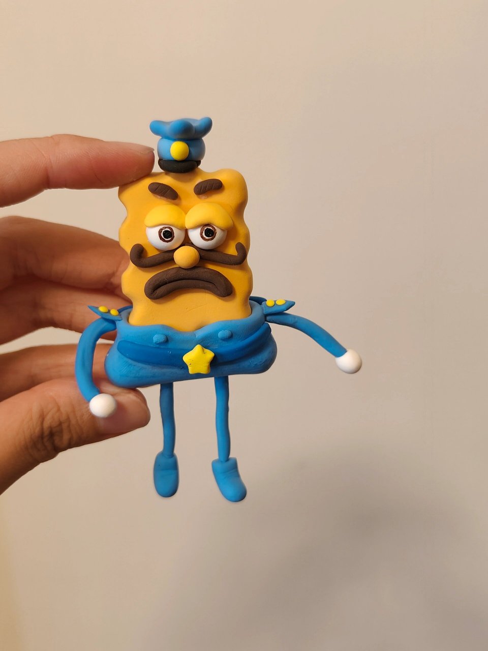 复刻童年第一弹——饼干警长 俺最原始的磕cp(bushi) 用粘土复刻童年