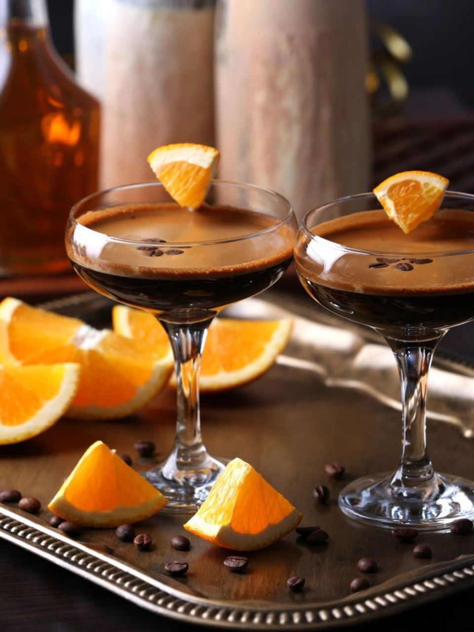 🧠🧠🧠一个让人想睡,一个让人兴奋~ 酒和咖啡,可以说是许多