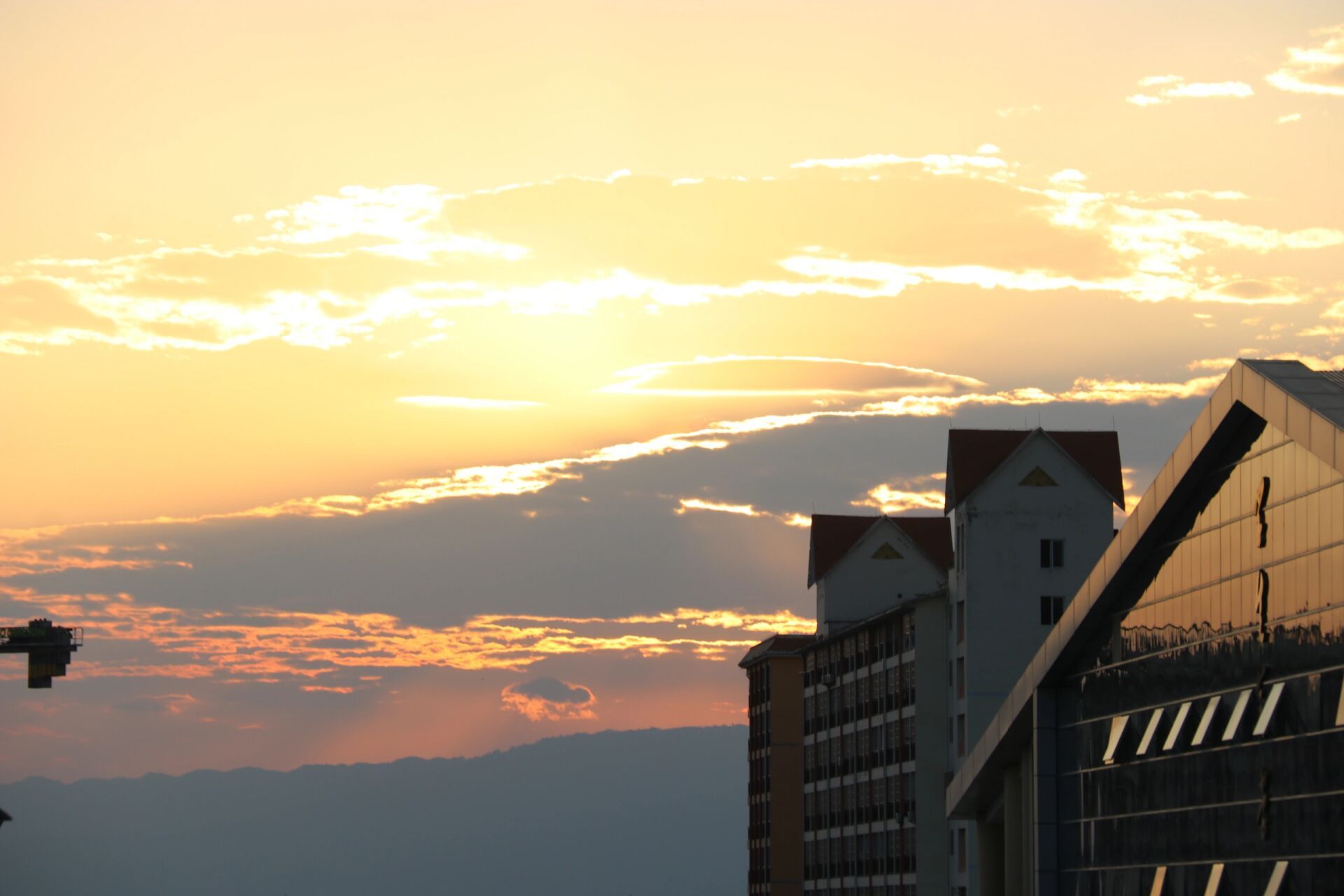 德宏职业学院 德宏职业学院的夏天很美