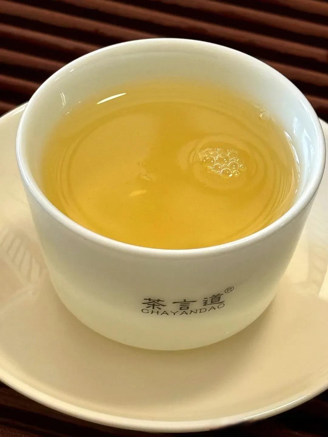 一位友友找到我诉说她的遭遇事件:产假前我是部
