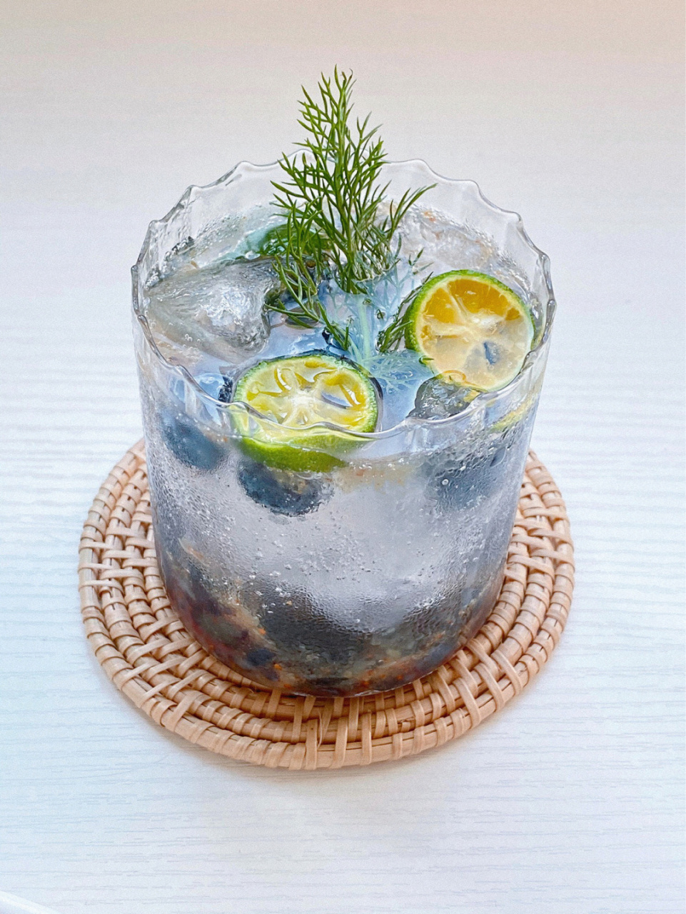 今日早餐分享03 番茄烘鸡蛋饼97 蓝莓气泡水 简单做法,超级好吃