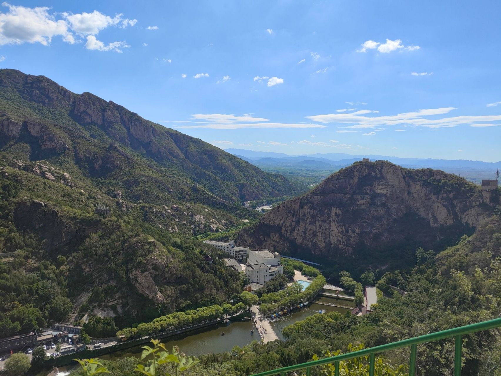 北京怀柔青龙峡景区    青龙峡,位于北京市怀柔区怀北镇古长城镇口.