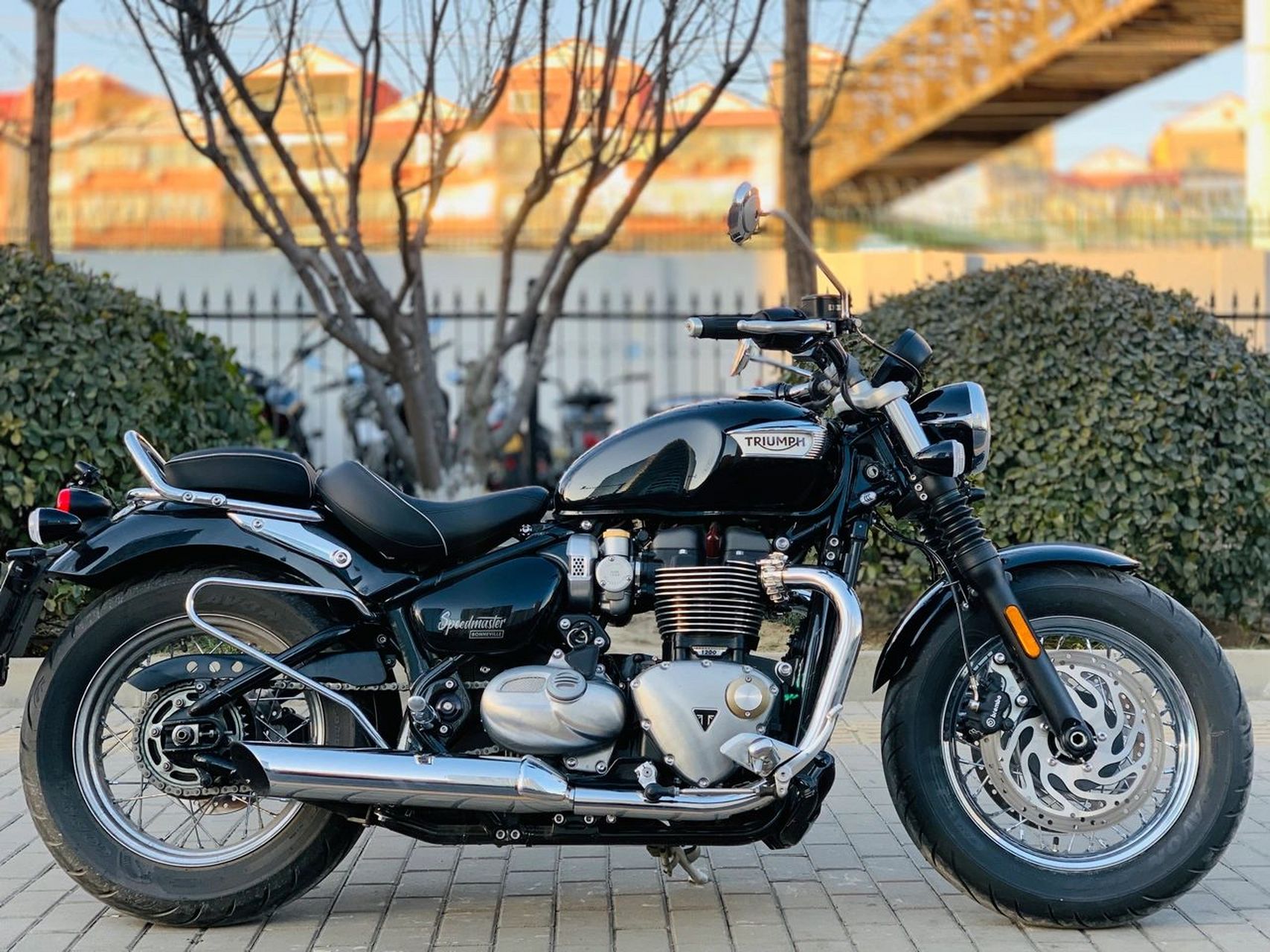 速度老法师 又猛又好骑 凯旋速度大师 作为凯旋bobber的亲兄弟,刚上市