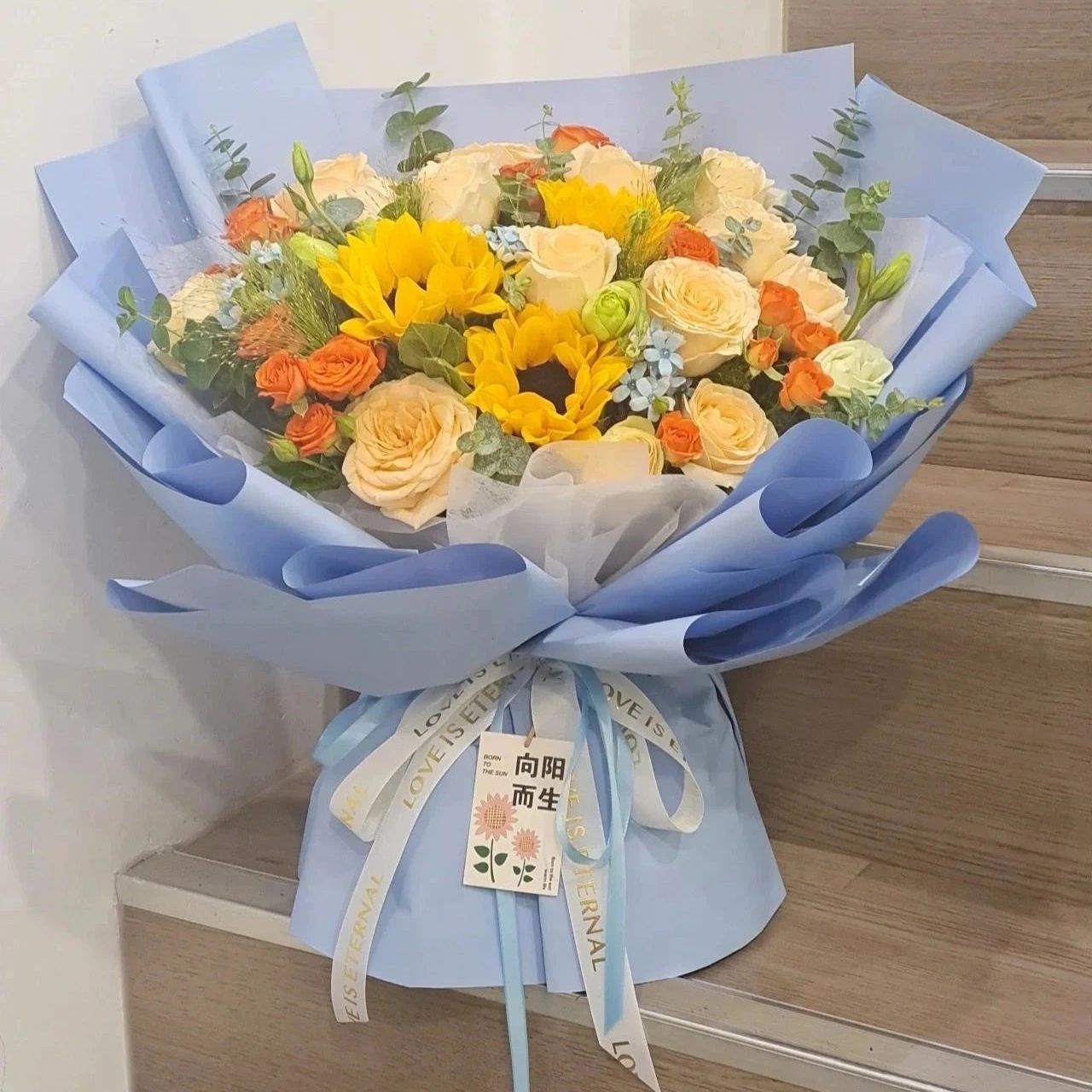 毕业季花束98送老师//向日葵 p1是网图,p2p3是自己做的实物图 大家