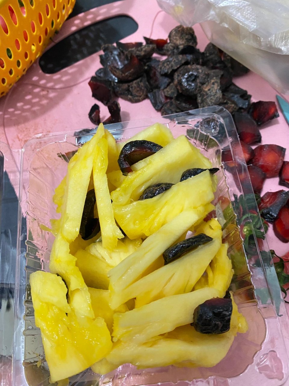 吃到爽! 平常点个水果外卖夹乌梅,随便点