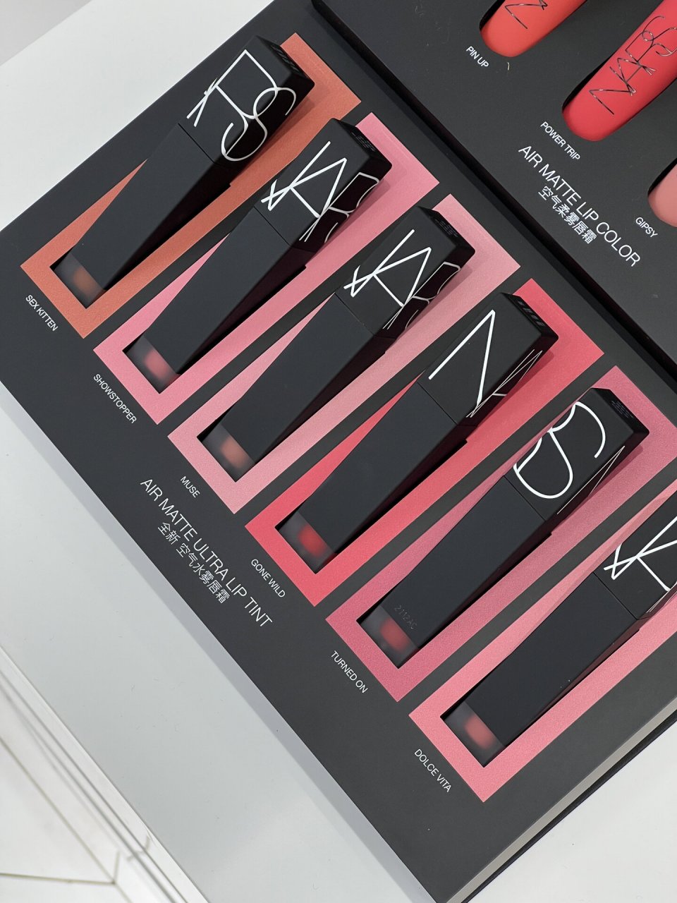 nars新品空气水雾唇釉来袭啦 空气朦胧感沁心来袭,6色让你爱不释手
