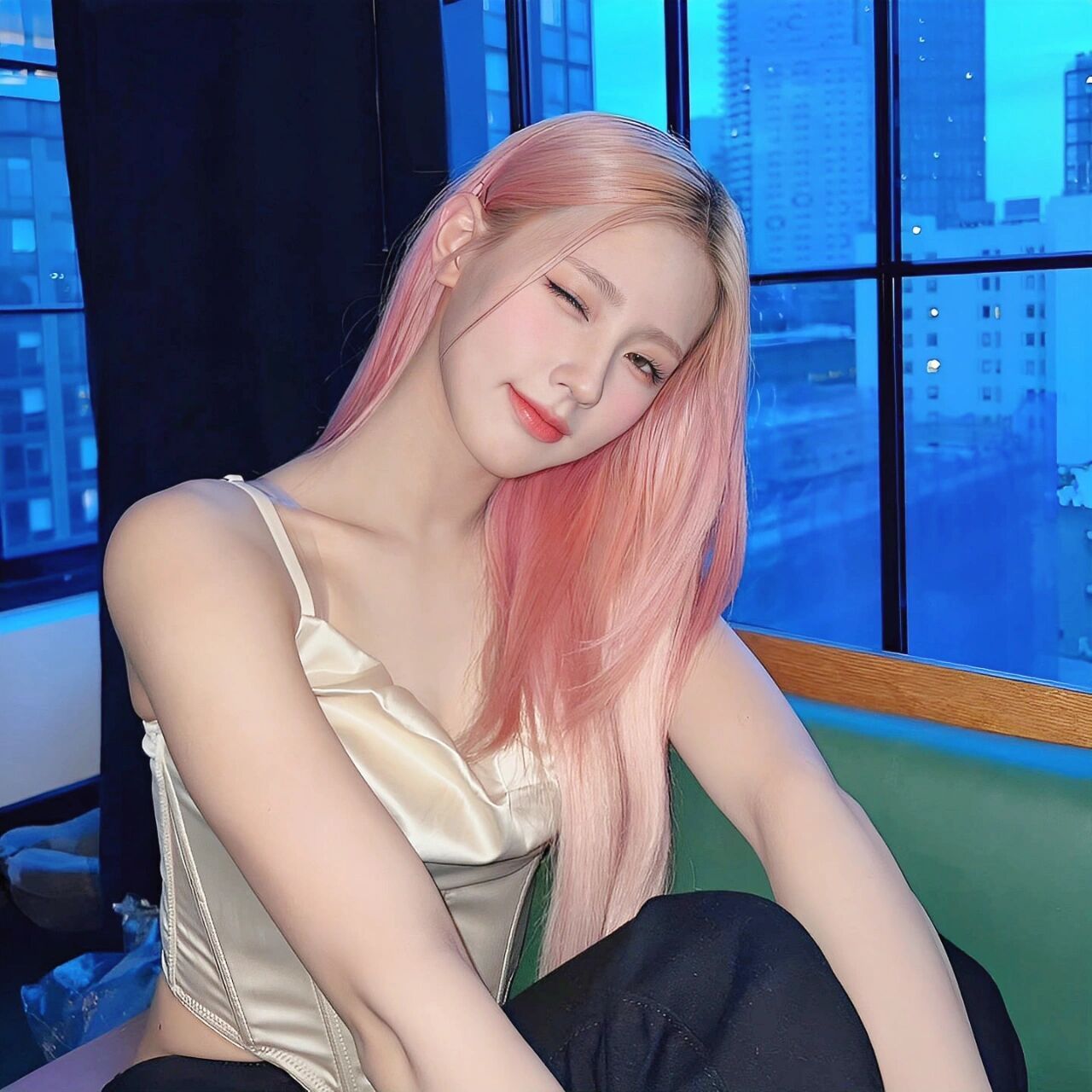 赵美延头像96|粉粉的