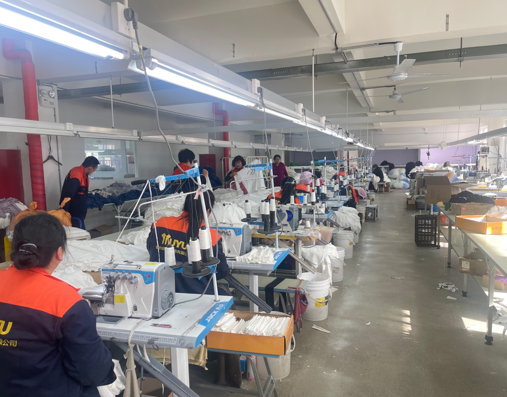 童装工厂的一天,接加工定制