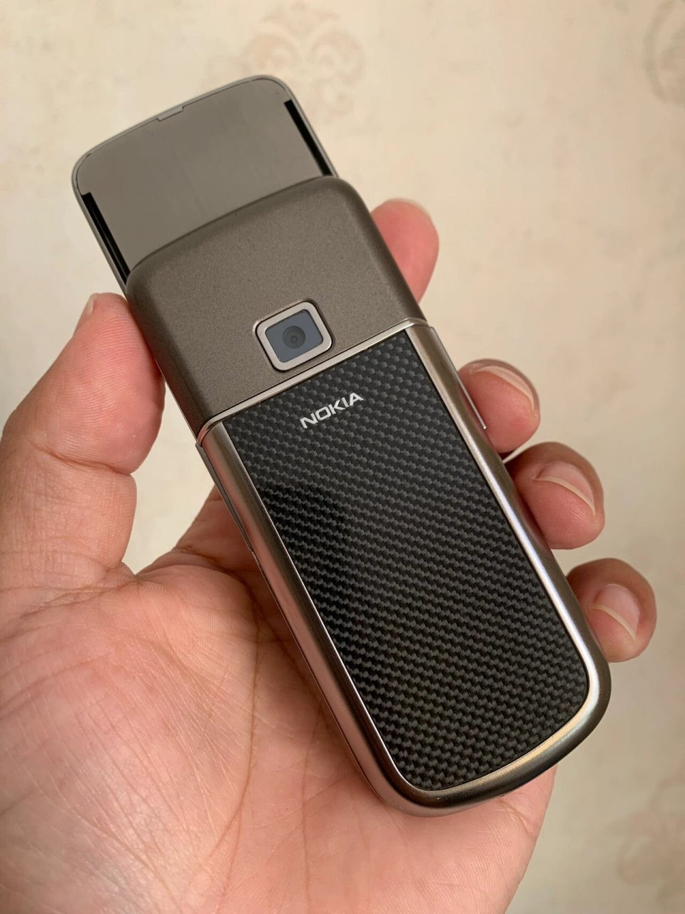 诺基亚8800a碳纤维 诺基亚8800a碳纤维,当年的机皇…… #古董手机