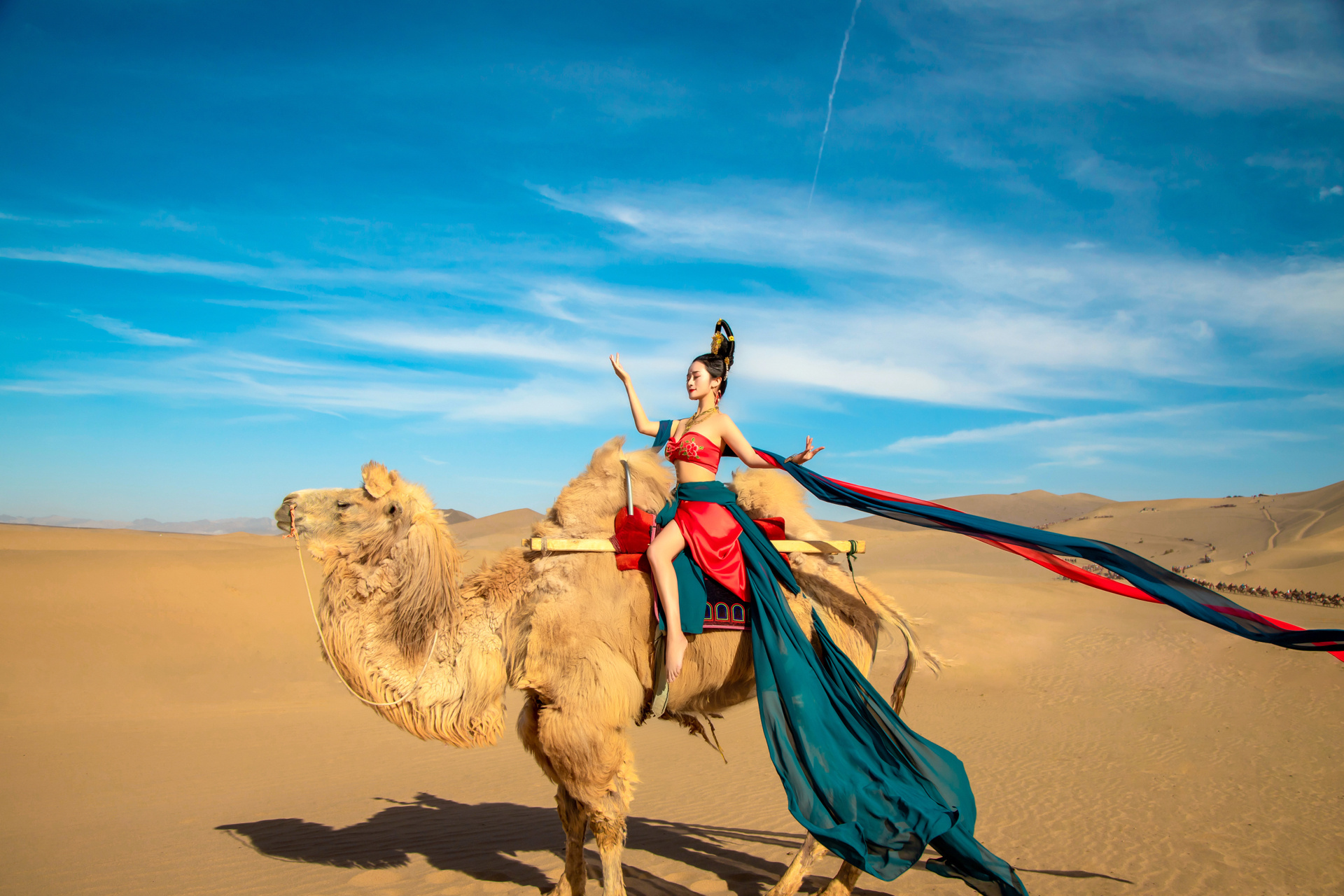 敦煌飞天写真拍摄 不到西北,不知道天地宽广;不到西北,不知道历史厚重