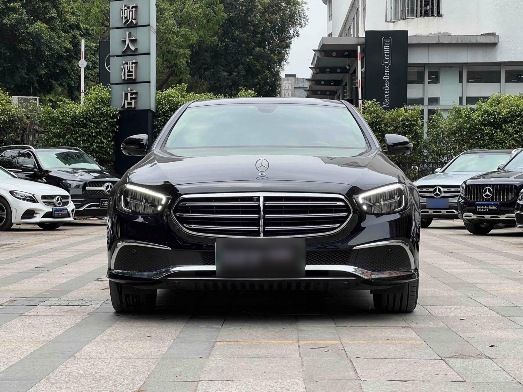 奔驰e350el2022款参数图片