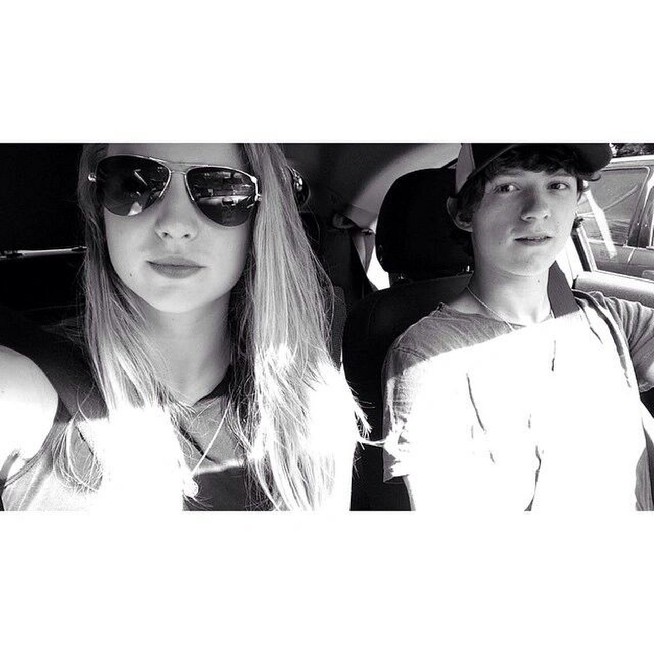 荷兰弟第一位绯闻女友elle lotherington 荷兰弟第一位绯闻女友是青梅