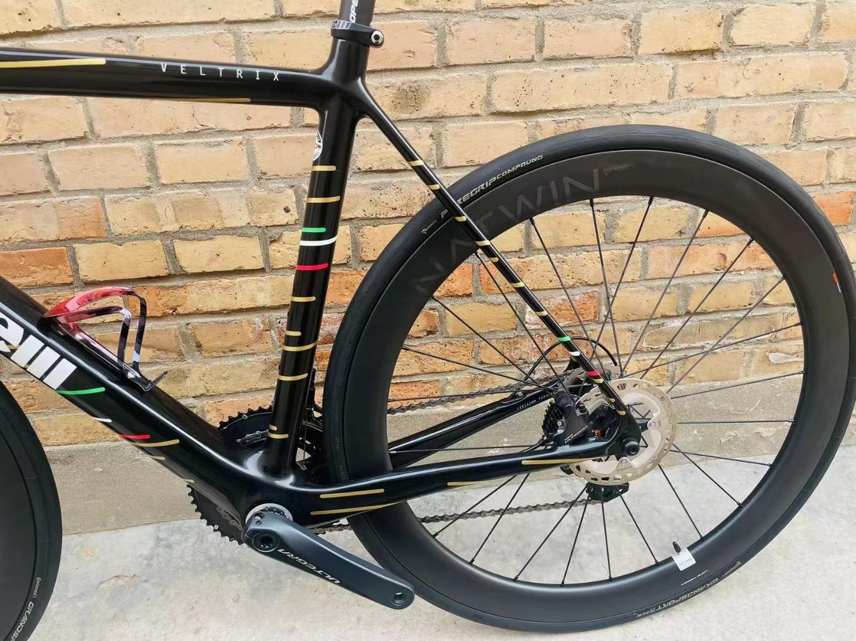 意大利西耐力cinelli,一王四后,碳纤维公路车,碳纤维车架,碳纤维前叉