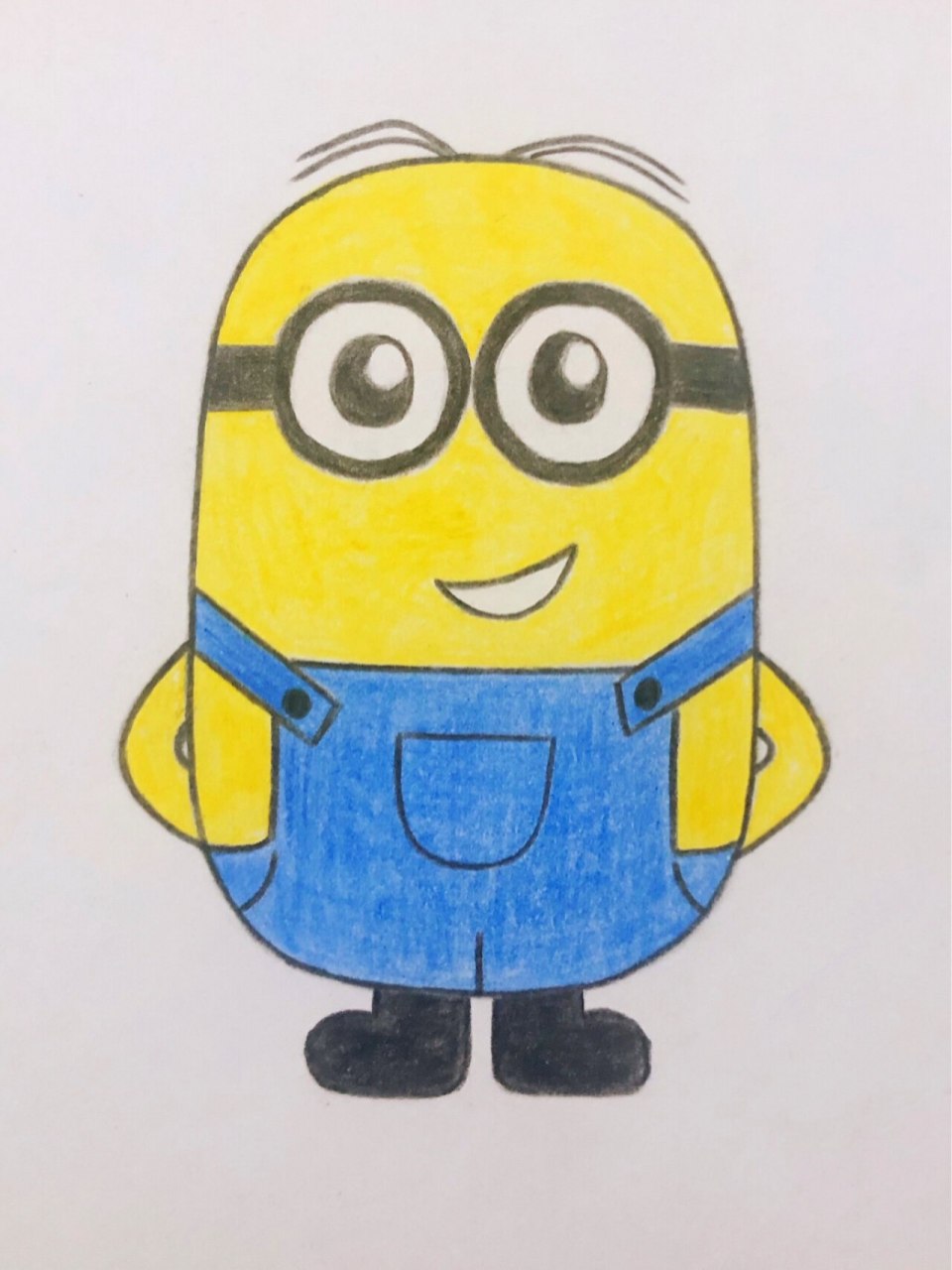 小黄人简笔画#彩铅卡通动漫简单入门教程 先画铅笔草图,画好彩铅勾线