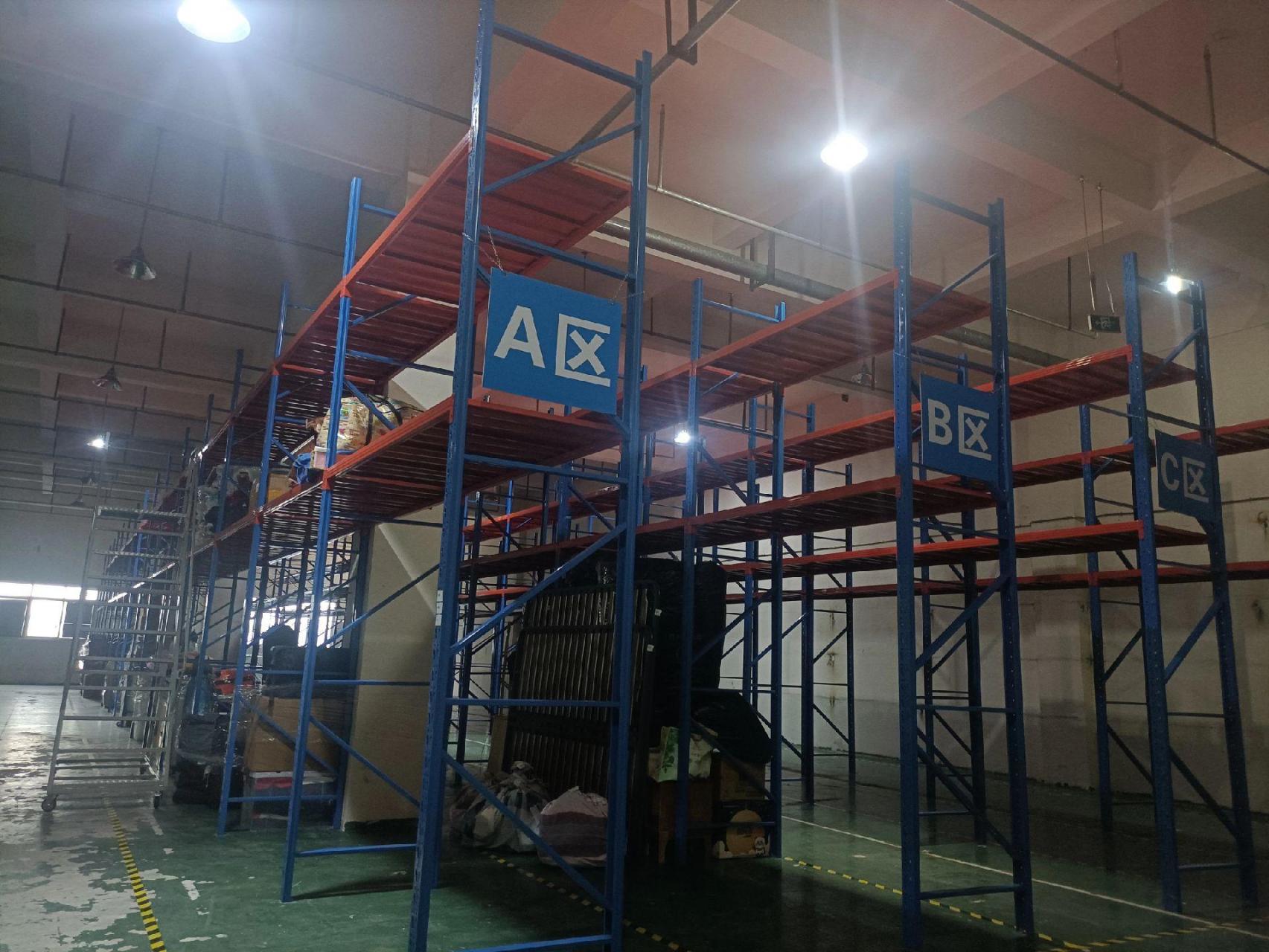 迷你仓进驻成都,省心存仓服务 大众迷你仓旗下服务,上门存储服务 全国