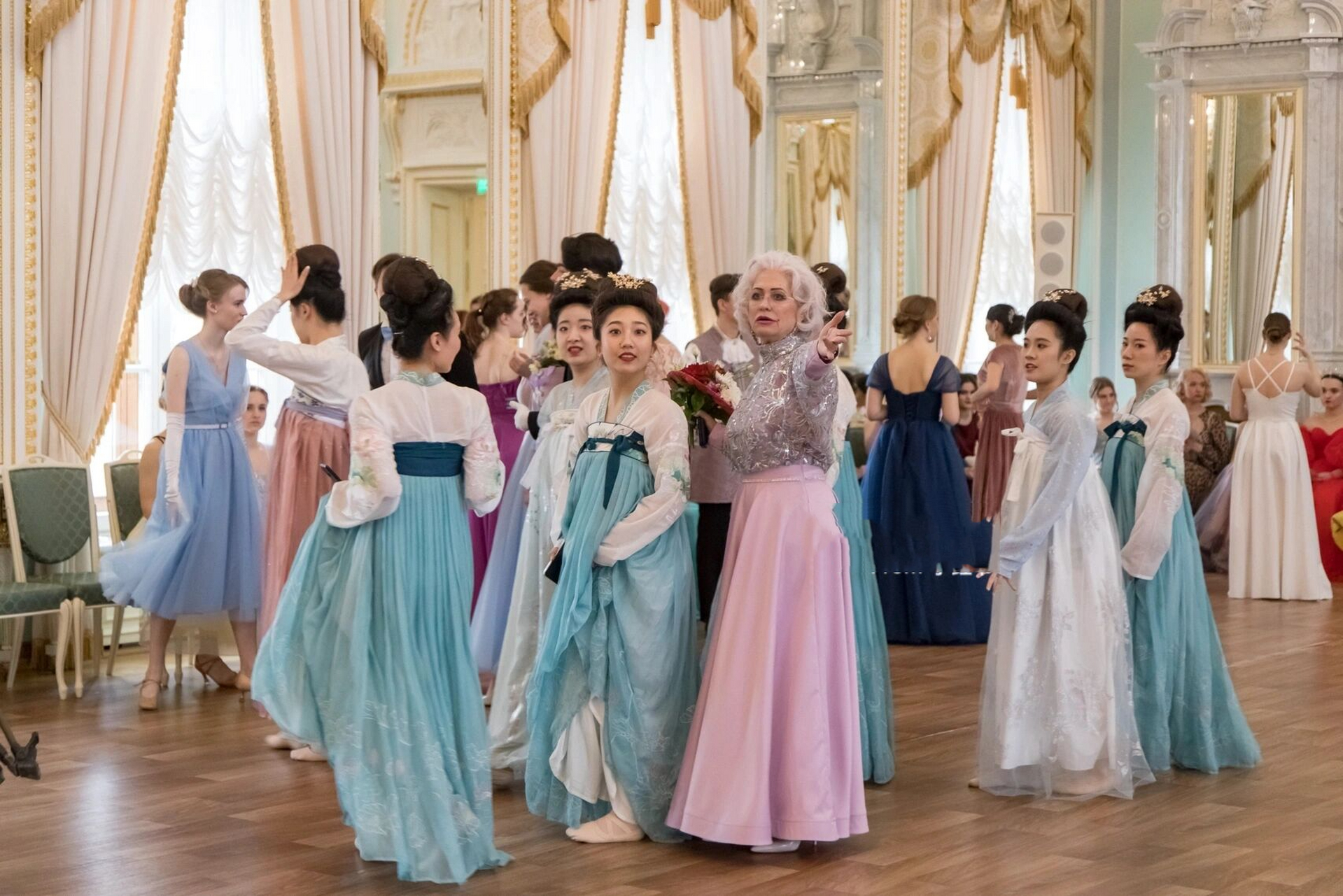 俄罗斯国立师范大学——舞会,中西碰撞 我们的古典舞节目,在西方宫廷