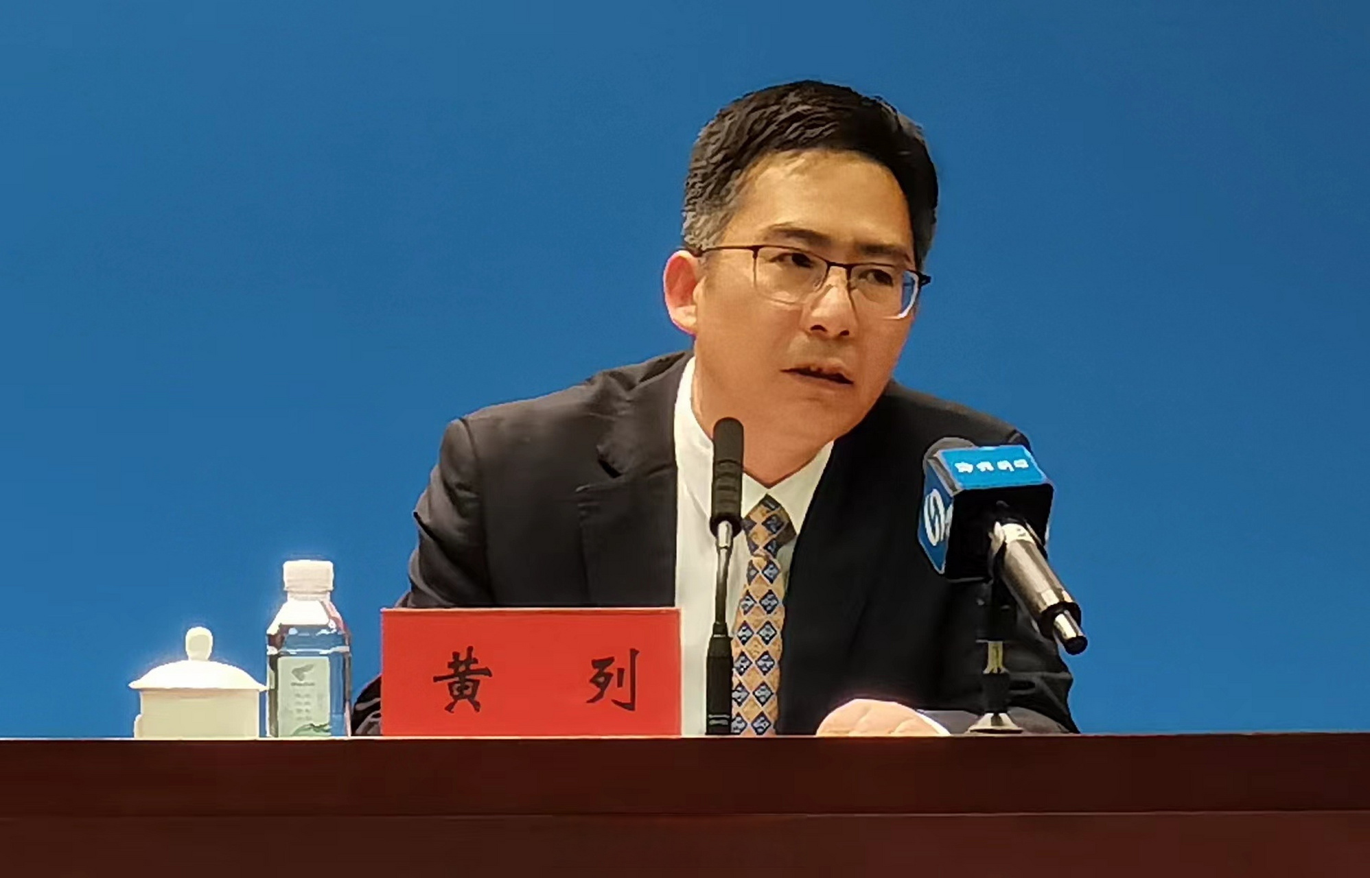 直击发布会#黄列答:很感谢亚太桥牌联合会将本