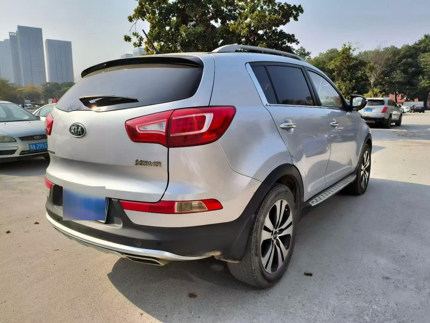 0自动档,双天天窗,11年起亚智跑,2.