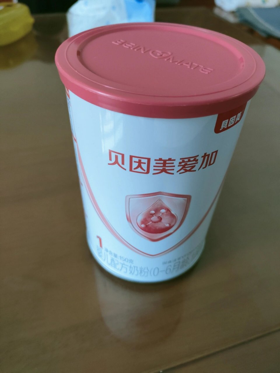买了一瓶爱因美爱加试用装,奶粉一直到宝宝喝完都化不开,有喝贝因美爱