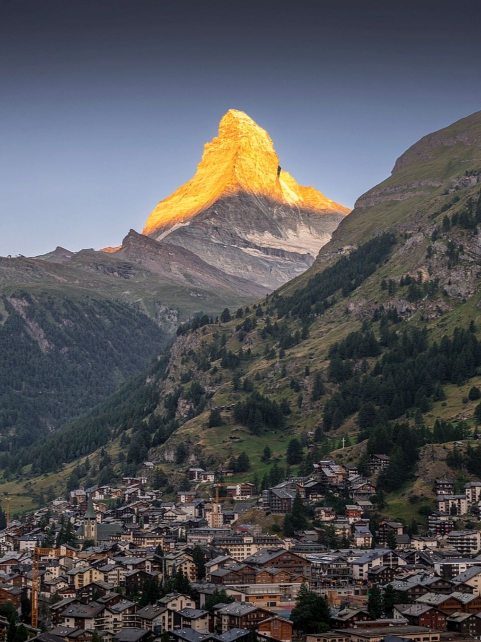 留学日记|马特洪峰日照金山|采尔马特徒步 马特洪峰,是全球内我最想看