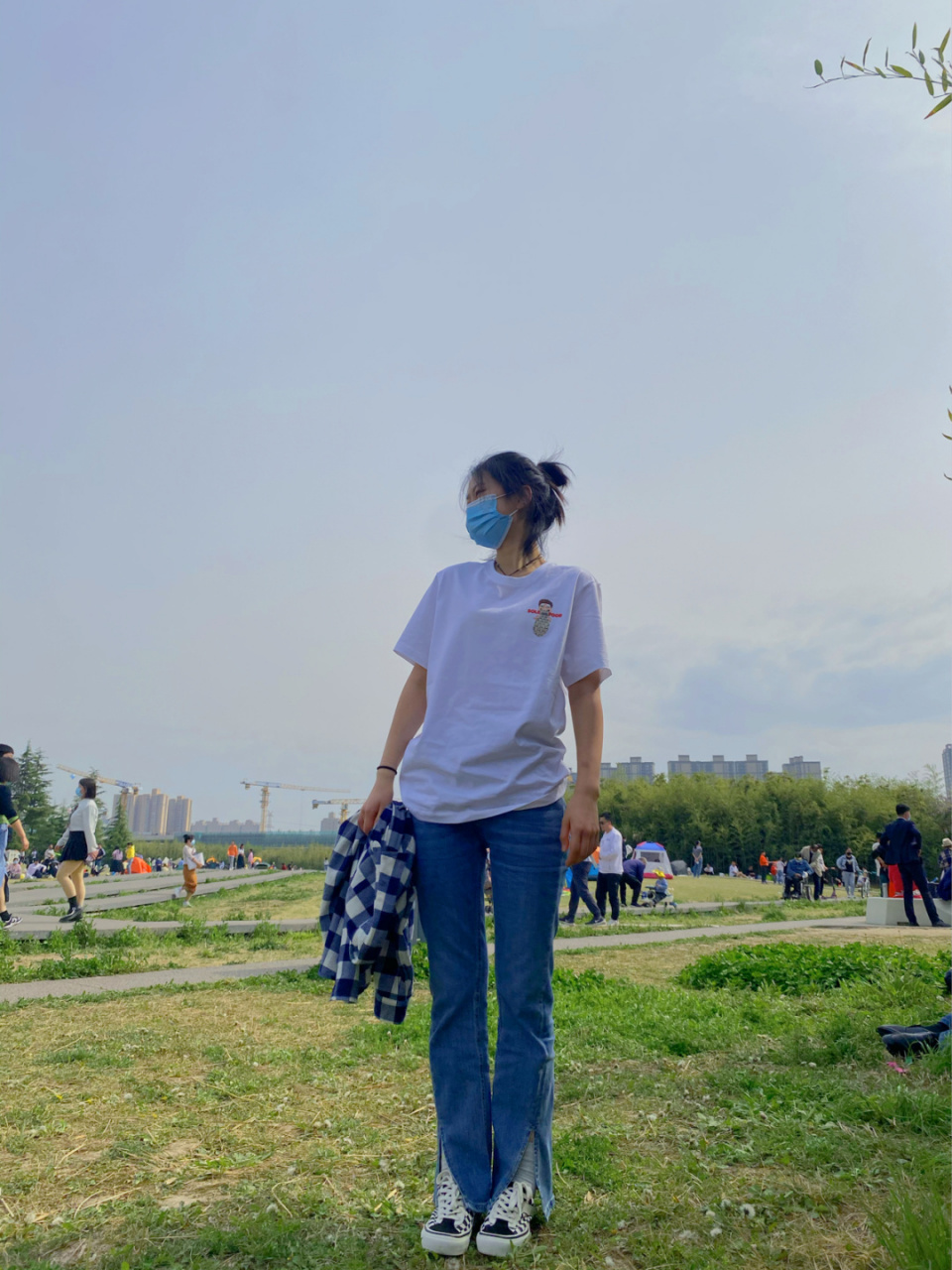 体重涨了 大口吃冰06完了嘎嘎难受 无语95别长肉了 00  #身高