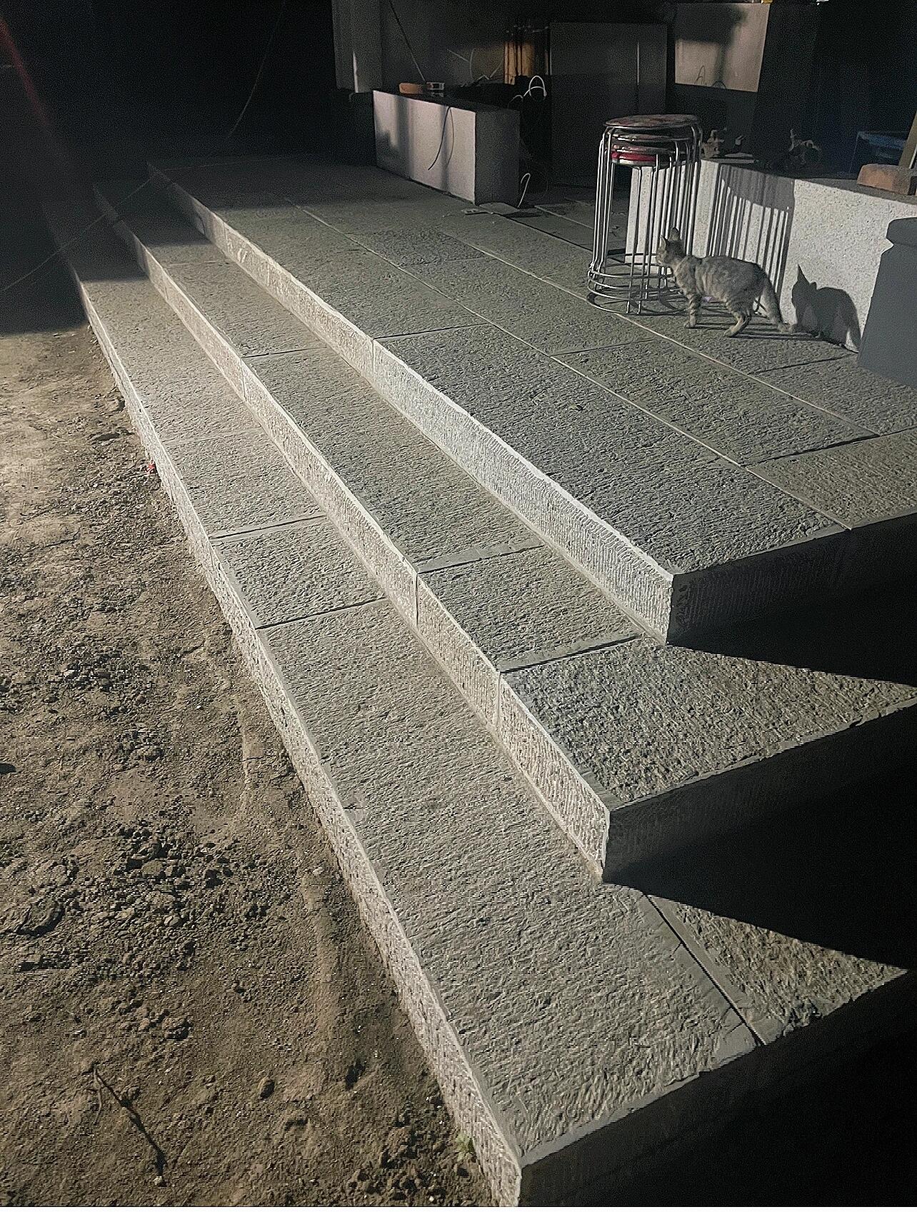 纯手工打造入户门台阶